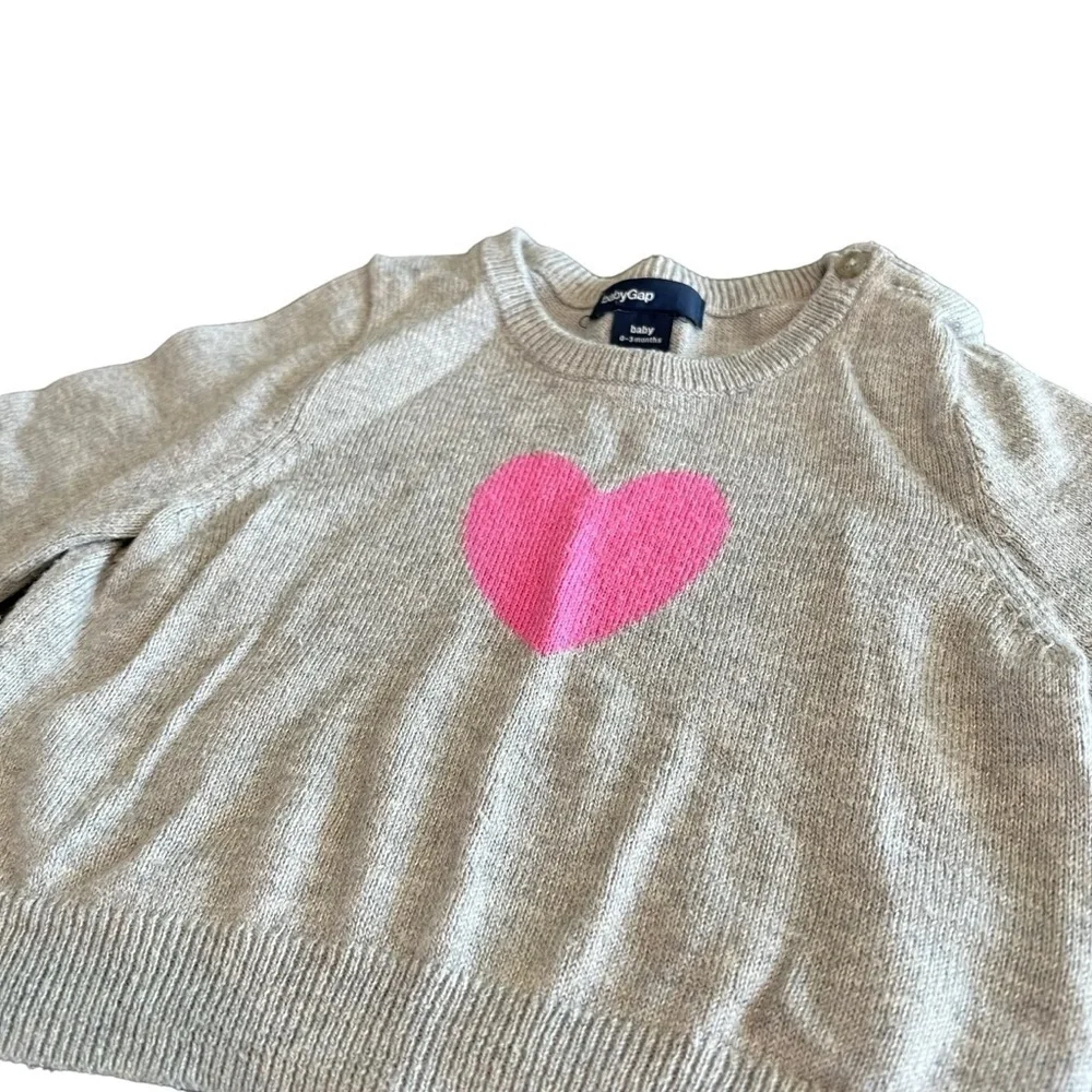 Baby Gap Heart Knit Sweater 0-3 months​​